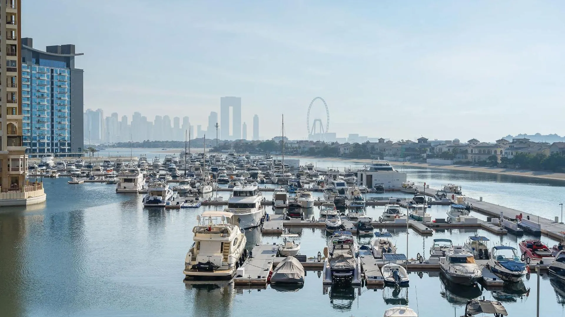 Airstay - Bright Studio - Sea View - Palm Jumeirah - Monthly Offer Available Dubai Apartment