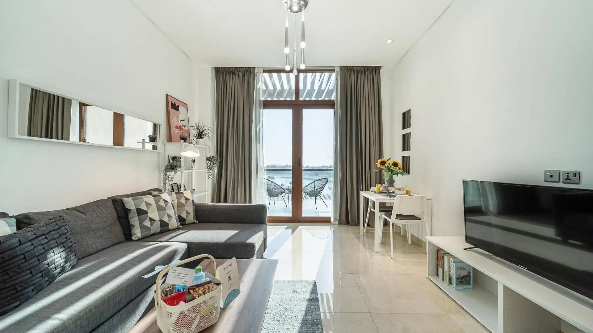Airstay - Bright Studio - Sea View - Palm Jumeirah - Monthly Offer Available Dubai United Arab Emirates